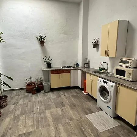 Bajo En Casa Unifamiliar Terraza Appartement