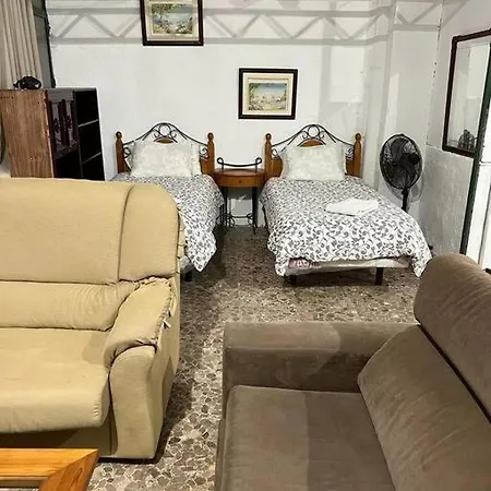 Appartamento Bajo En Casa Unifamiliar Terraza Siviglia